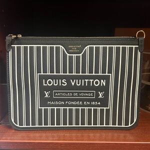 Louis Vuitton Neverfull Inside out Pouch